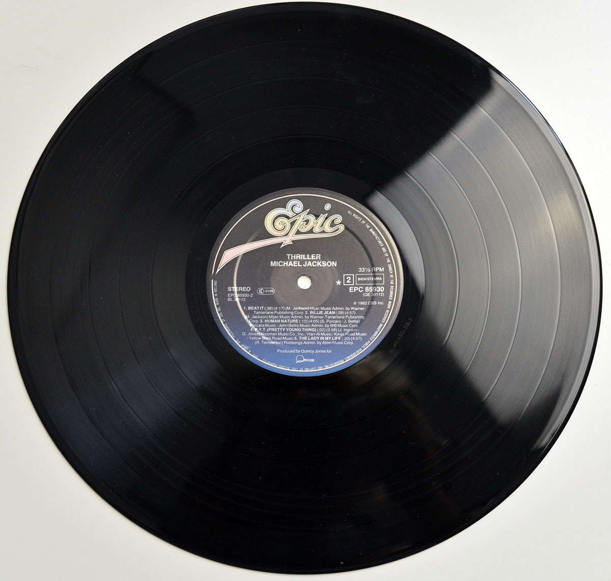 High Resolution Photo MICHAEL JACKSON - Thriller Vinyl Record